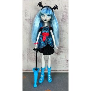 Monster High Ghoulia Yelps Freaky Fusion Doll
